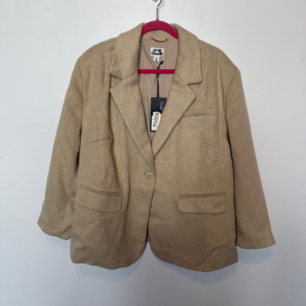 NWT Future Collective Tan Coat size 1X